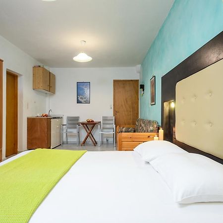 Sofia Studios Agia Anna  ภายนอก รูปภาพ