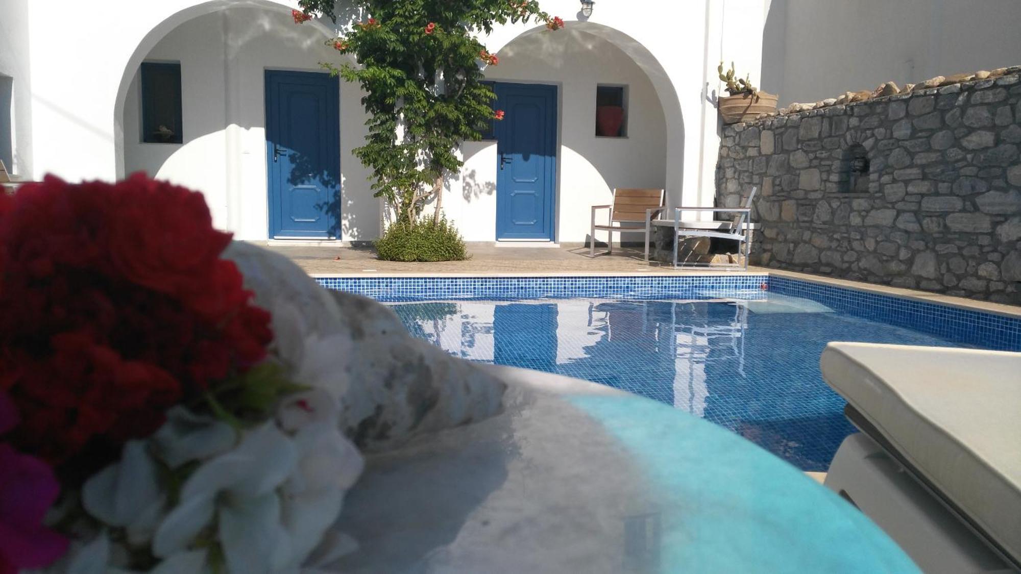 Sofia Studios Agia Anna  ภายนอก รูปภาพ