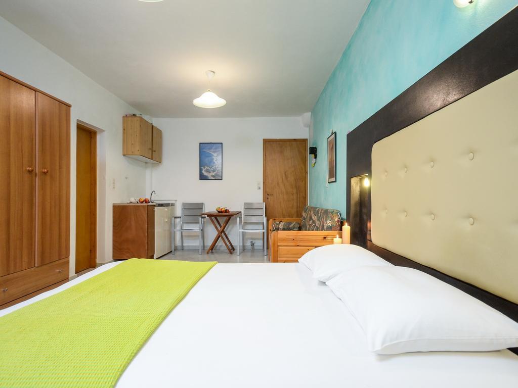 Sofia Studios Agia Anna  ภายนอก รูปภาพ
